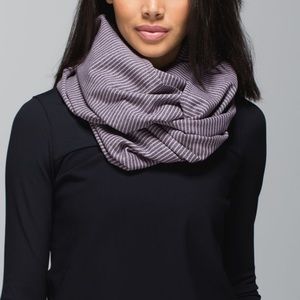 Lululemon Vinyasa Scarf